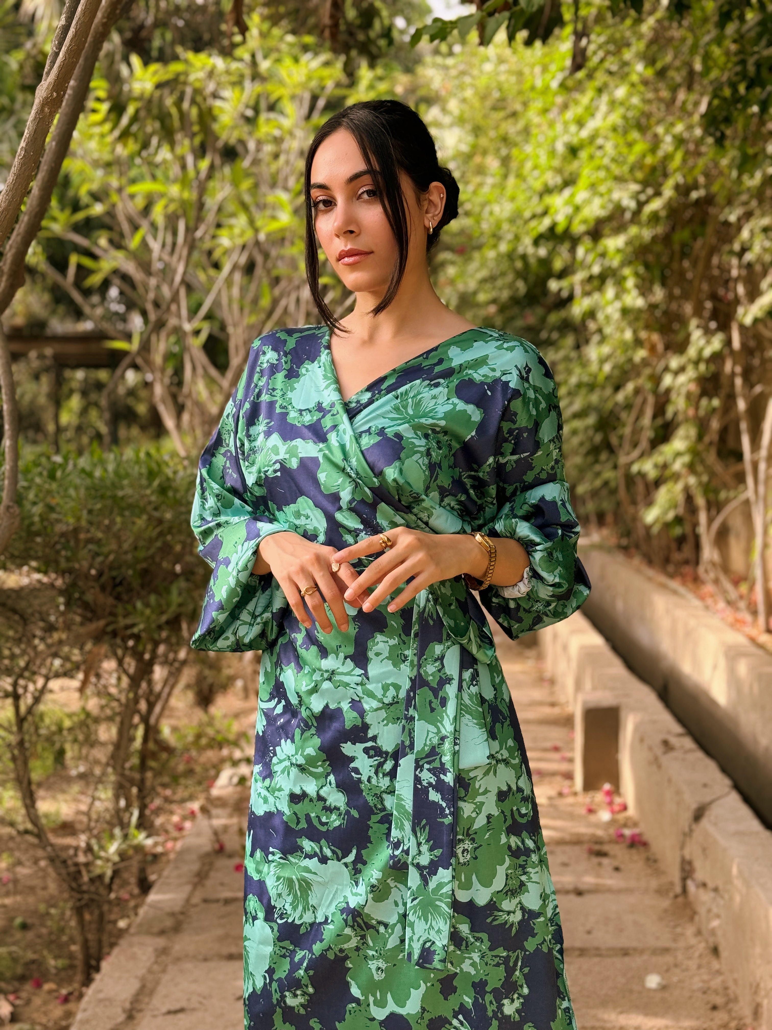 Blooming Flora Wrapped Dress  – Light Green X Dark Blue