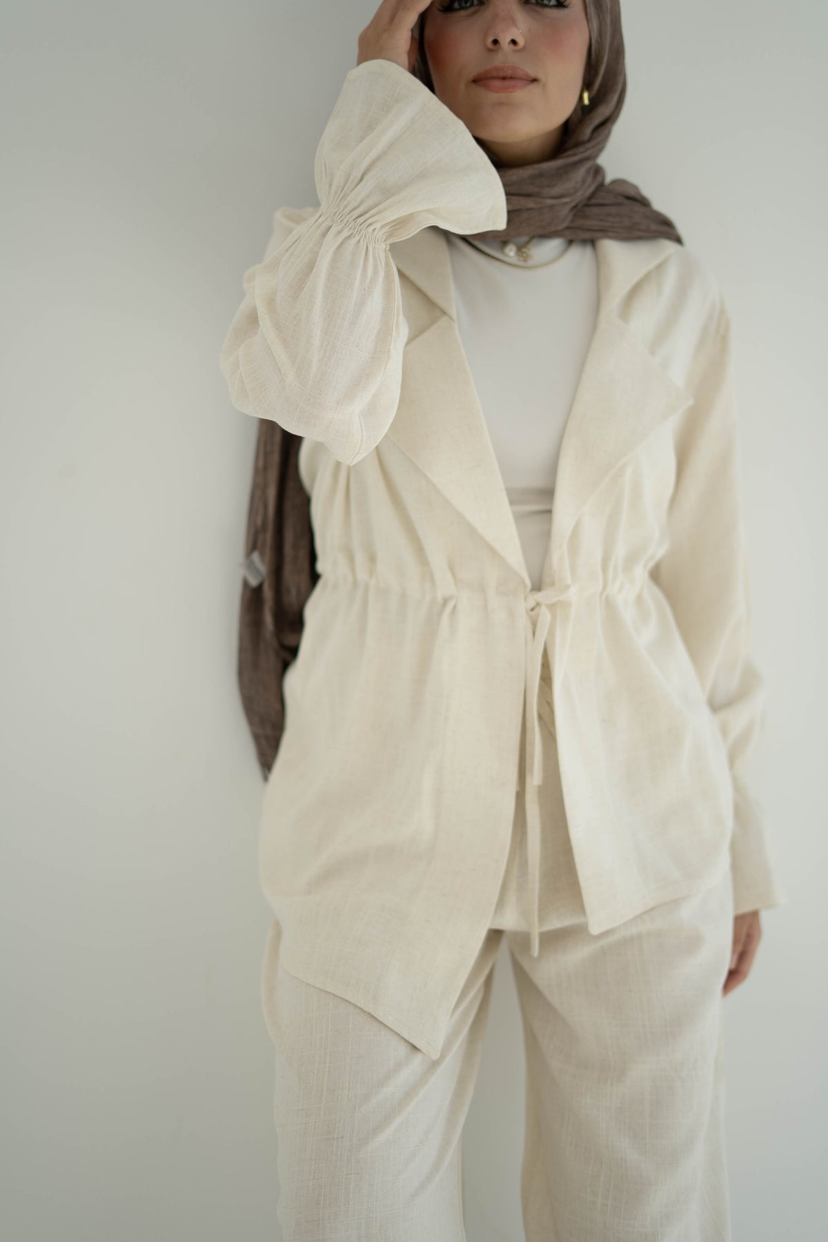 Light Beige Wrapped Linen Set